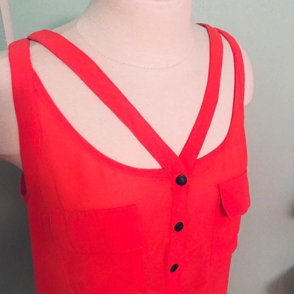 Coral Strap Tank w/ Front Pockets Sheer Hi-Low Cut - Picture 2 of 8